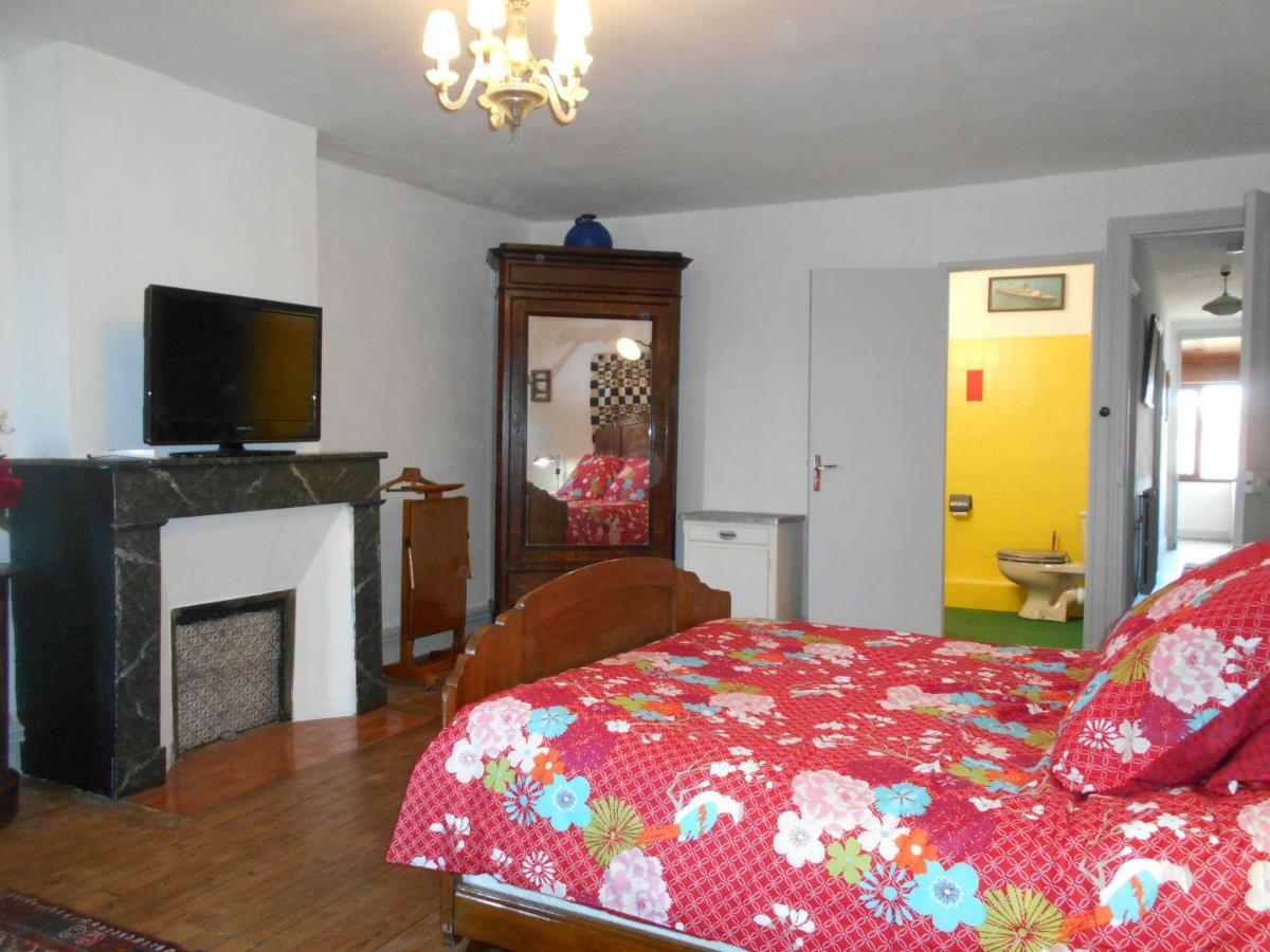 Montauban Chambre D'Hotes Le 77 Exterior foto